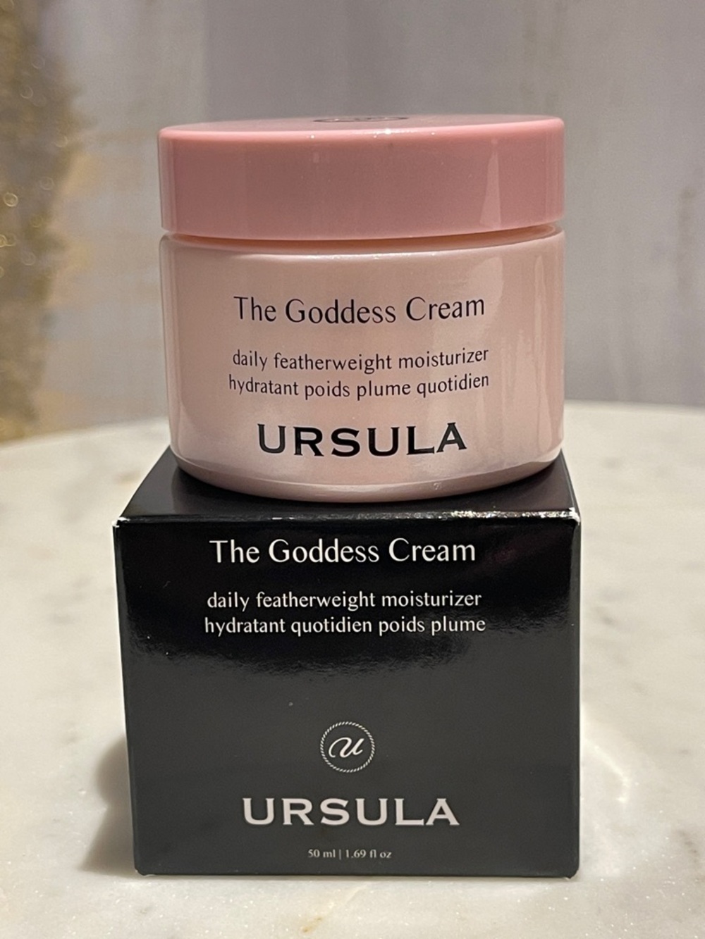 The Goddess Cream Daily Featherweight Moisturizer - 50 ml 1.69 fl